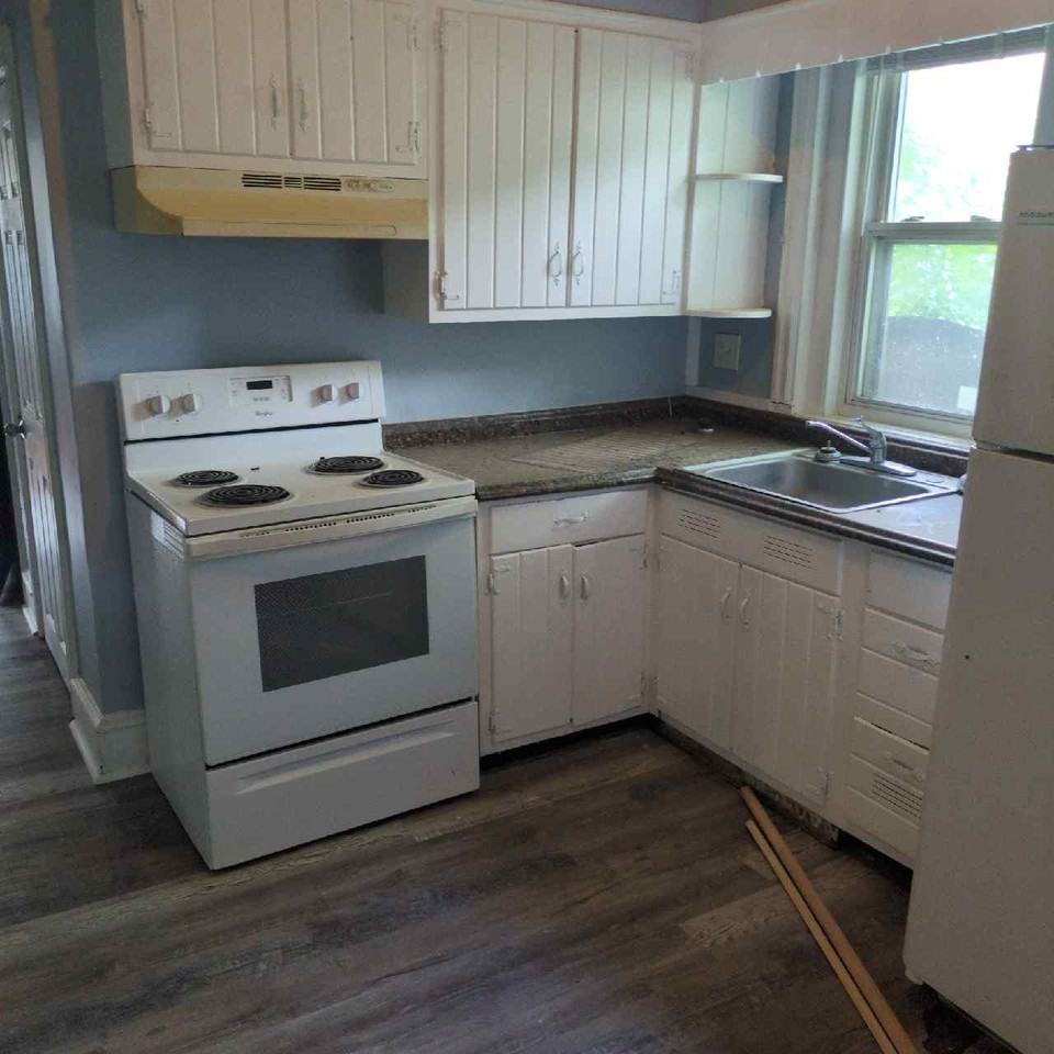 2401 N Madison St #1 - Photo 4 of 11