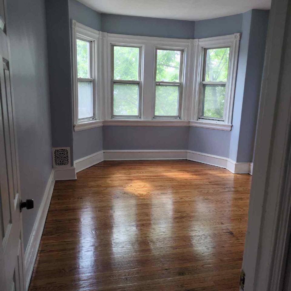 2401 N Madison St #1 - Photo 6 of 11