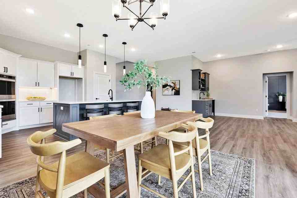 4658 W Emerald Bay Ct #1 - Photo 7 of 23
