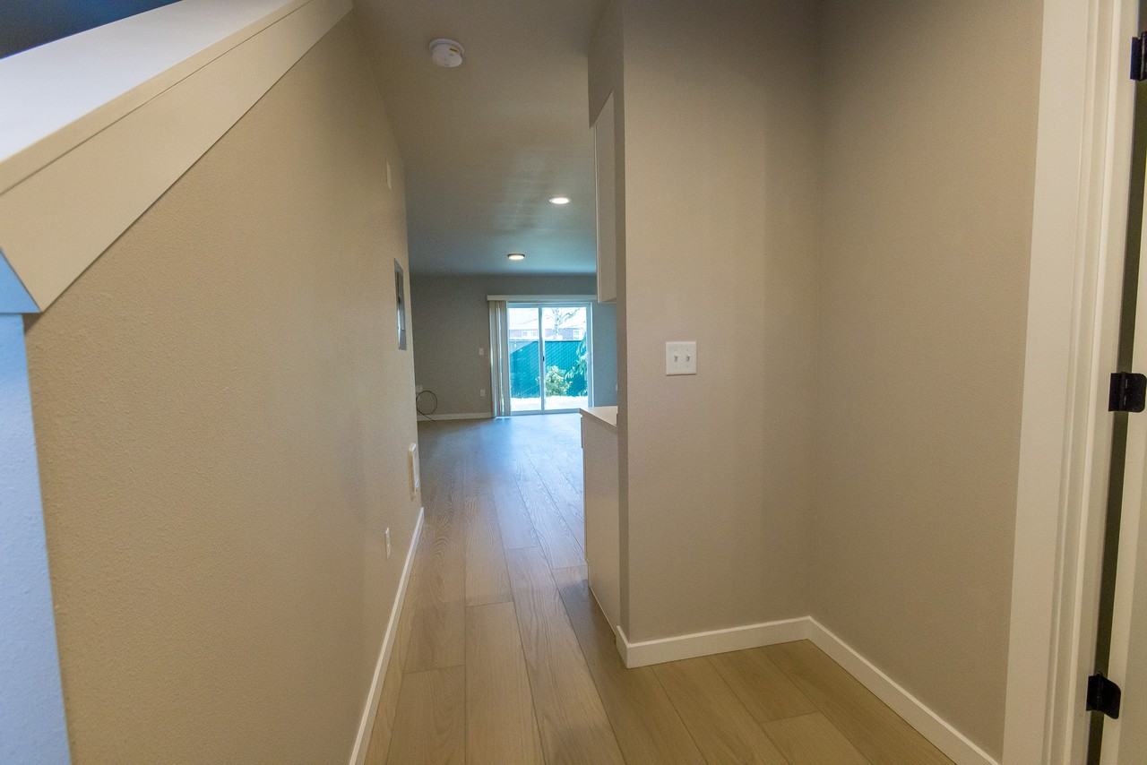 2915 Waverly Dr Se #2915-103 - Photo 2 of 22