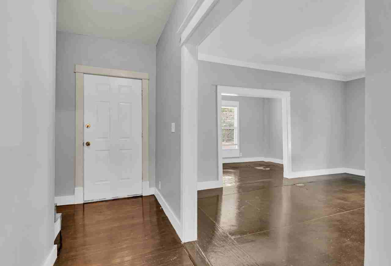 2000A 18th Ave S #A - Photo 4 of 28