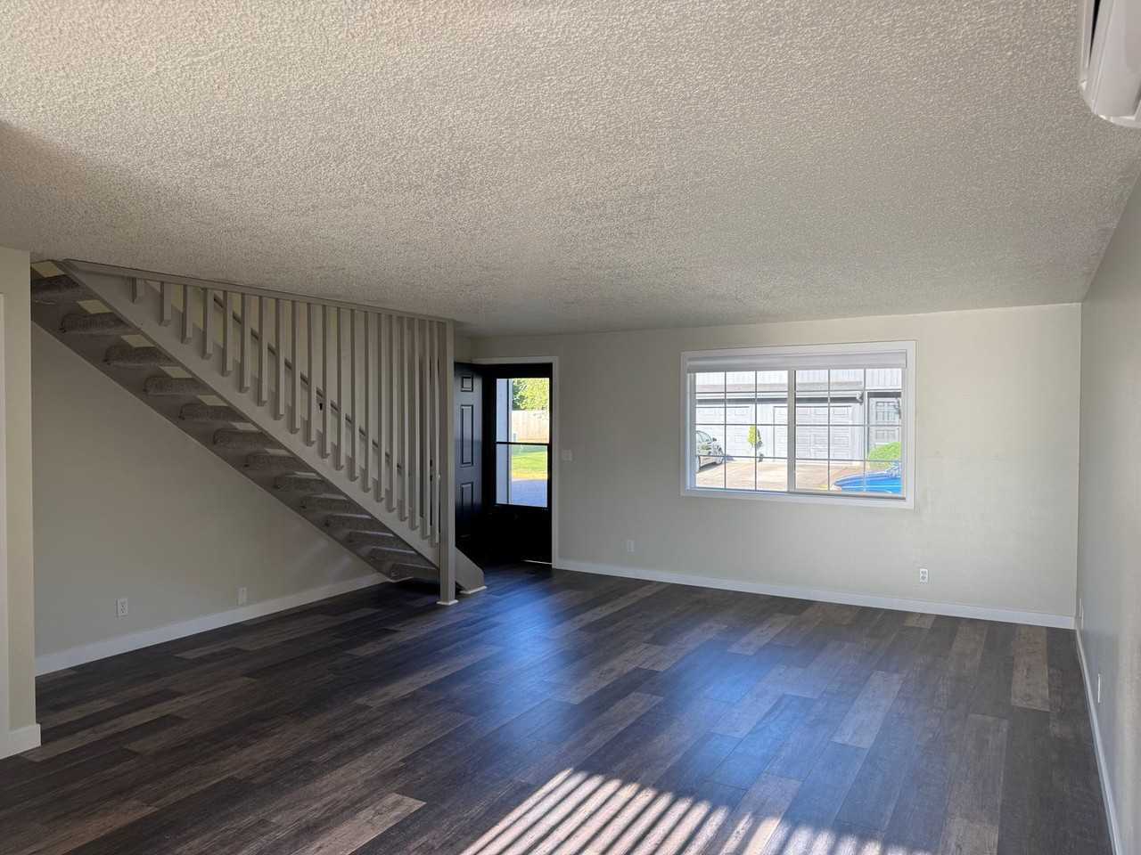 4355 Sean St - Photo 2 of 24