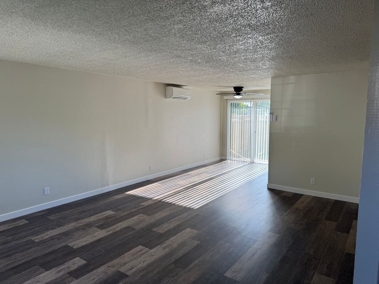4355 Sean St - Photo 4 of 24
