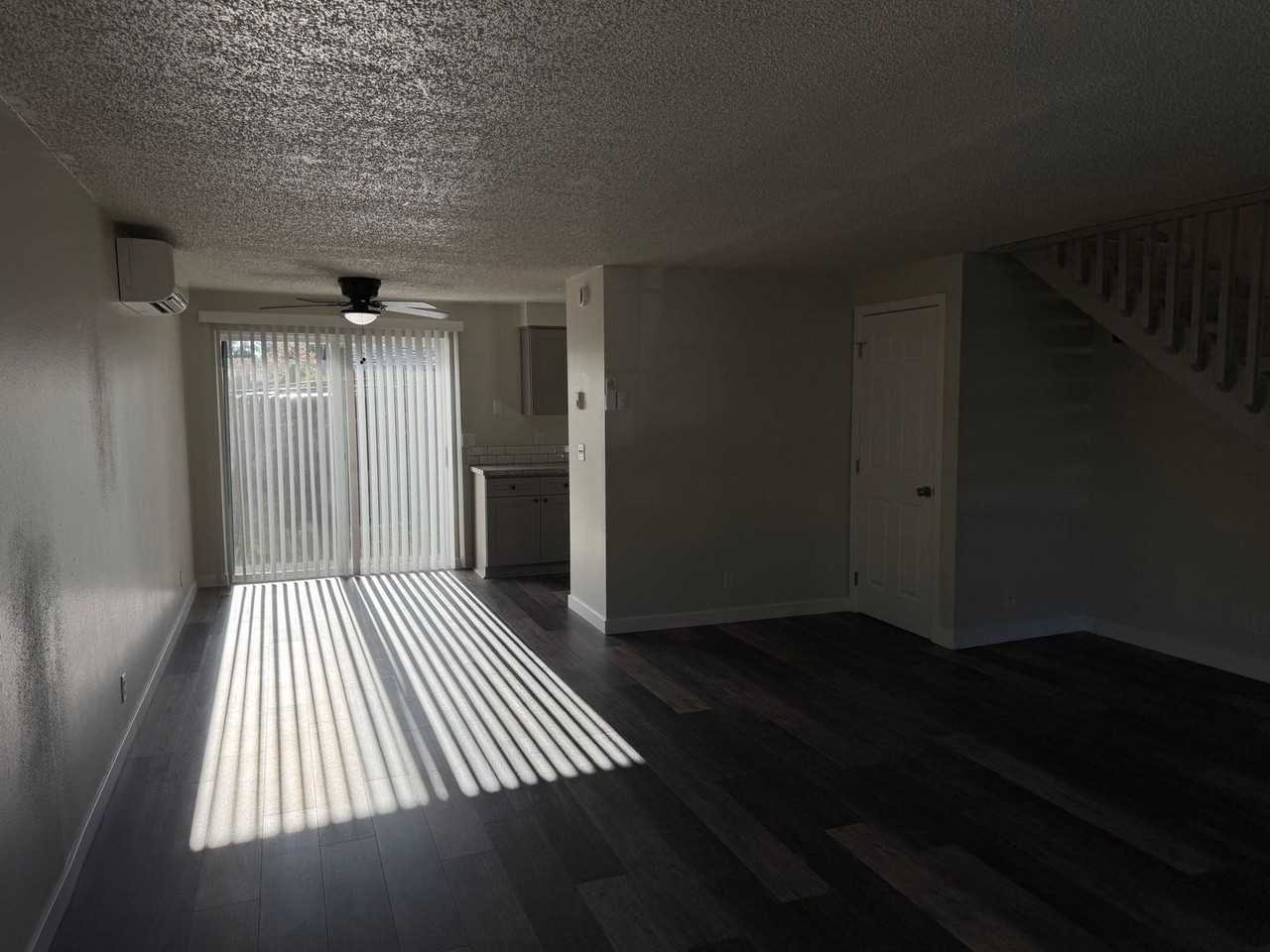 4355 Sean St - Photo 5 of 24