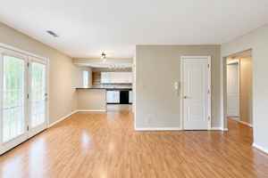 featured image of 1223 Villa Ln #D