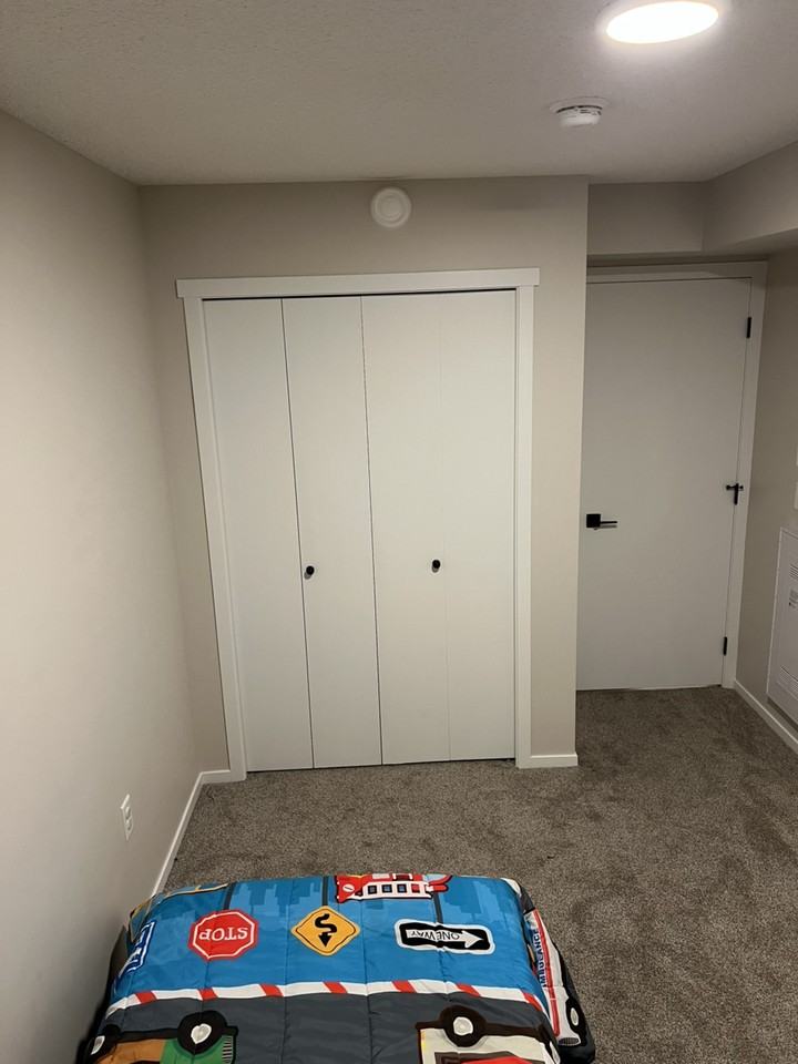 388 Silverton Glen Green - Photo 3 of 11