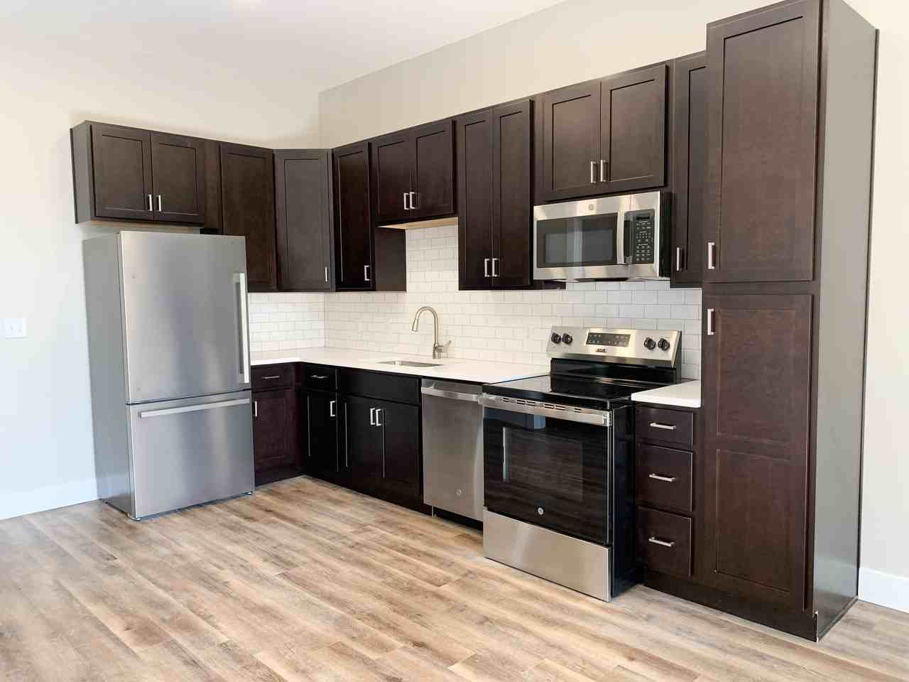 548-E Mcknight Cir #548E - Photo 2 of 8