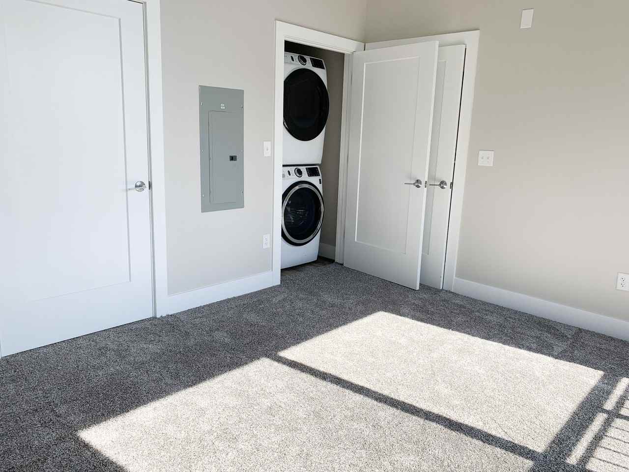 548-E Mcknight Cir #548E - Photo 4 of 8