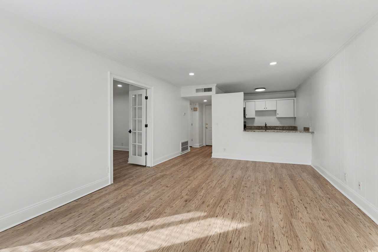 116 Harding Pl #1 - Photo 5 of 11