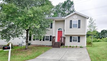 featured image of 2807 Bombay Dr