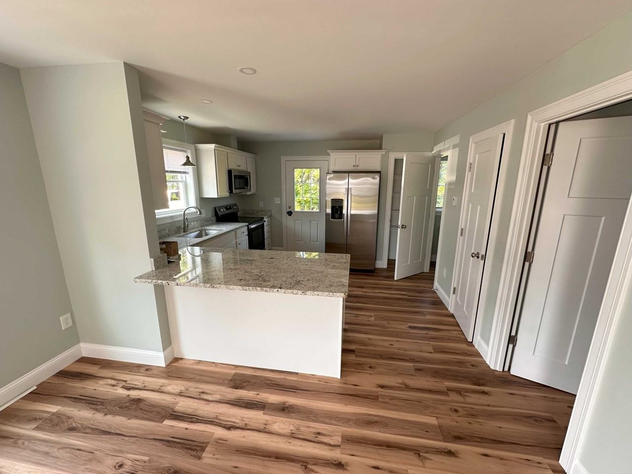 364 Spring Street - 15 Twin Falls Drive - Photo 3 of 12