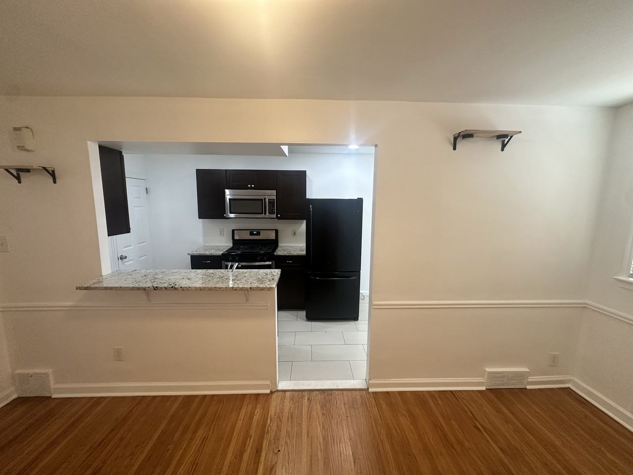 1510 Washington Ave #1 - Photo 7 of 24