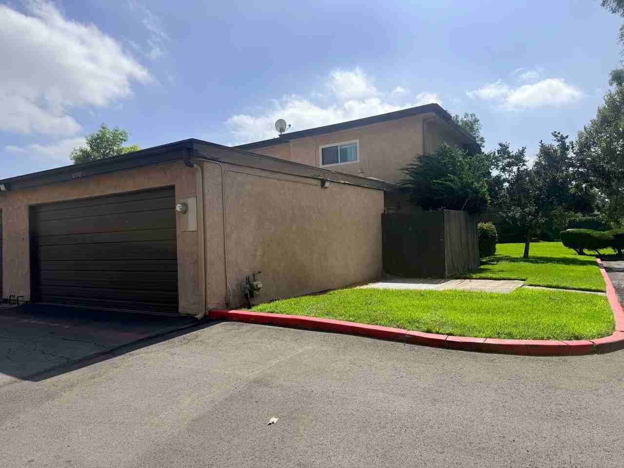 10570 White Oak Dr - Photo 5 of 23