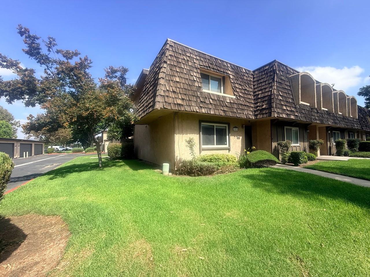 10570 White Oak Dr - Photo 6 of 23