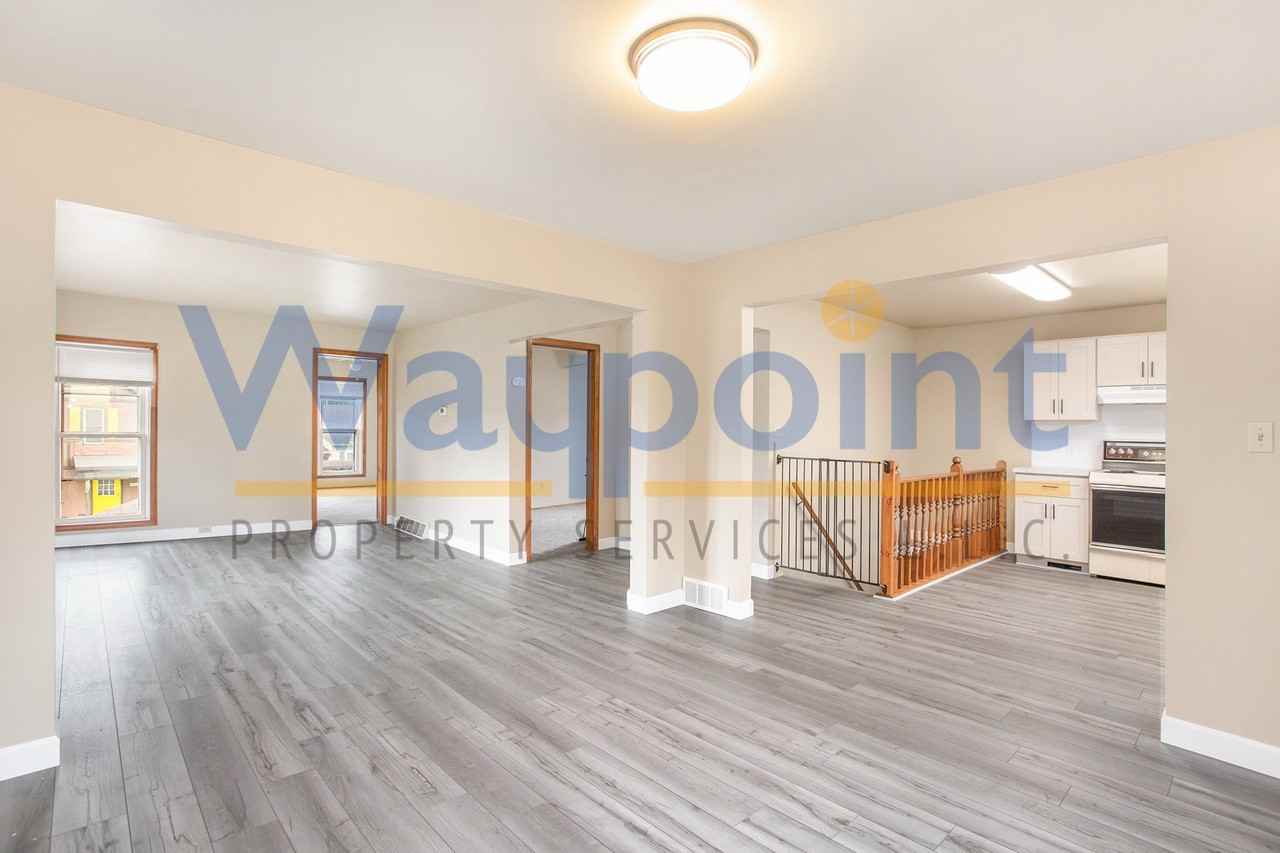 117 N Jefferson St #2 - Photo 3 of 22