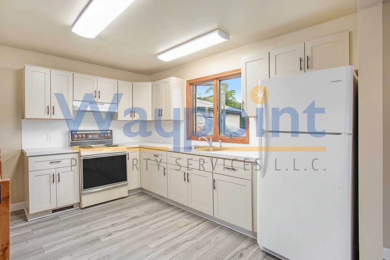 117 N Jefferson St #2 - Photo 7 of 22