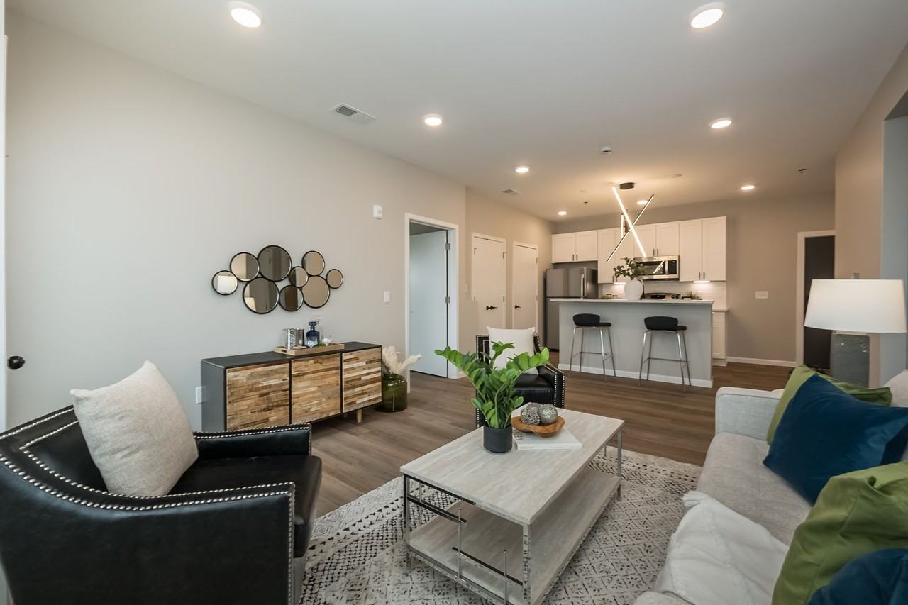 10809 Olive Blvd - Photo 3 of 30