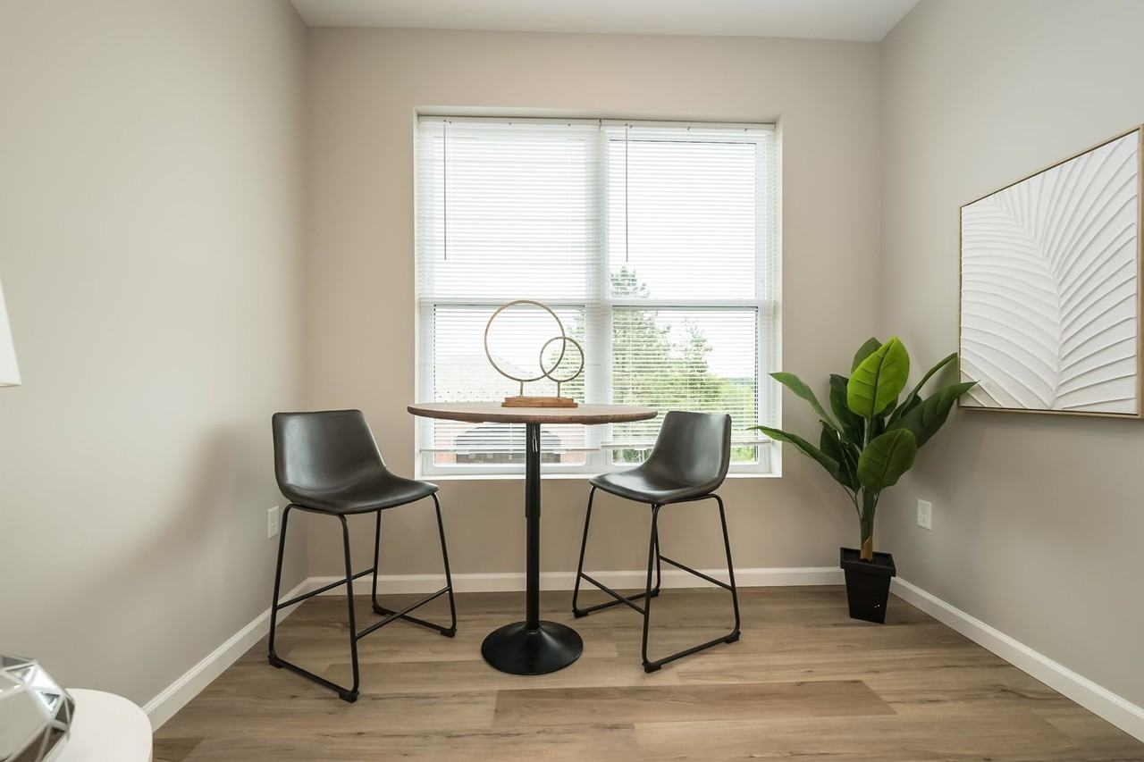 10809 Olive Blvd - Photo 5 of 30