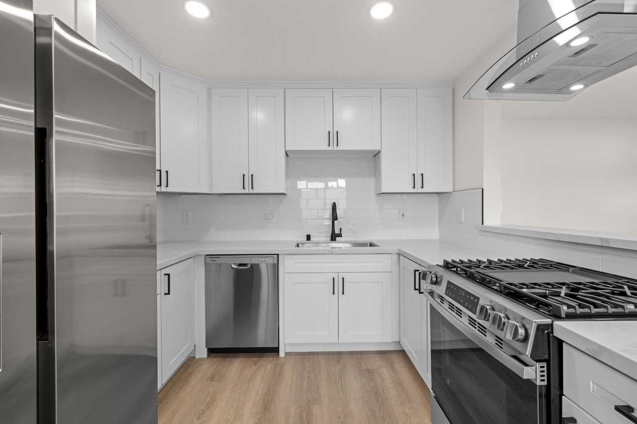 1144 1/2 Eureka St #1144-1-2 - Photo 6 of 12