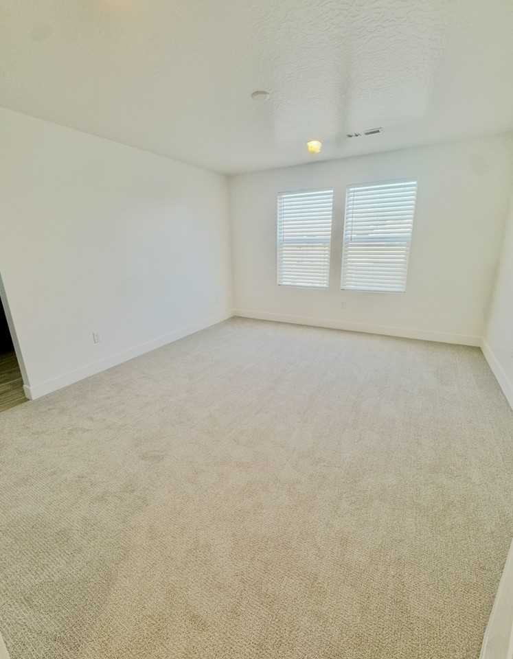 5706 S Weehawken Ln #1 - Photo 6 of 16
