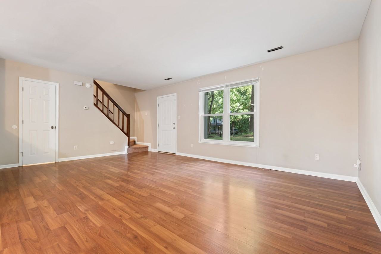 732 Branniff Dr - Photo 3 of 13