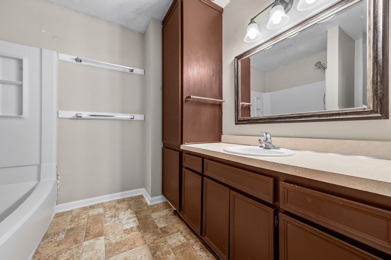 732 Branniff Dr - Photo 5 of 13