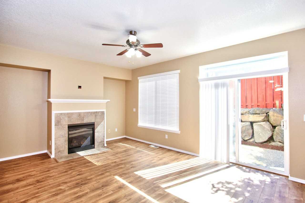 1622 Sw San Mateo Ter #1 - Photo 2 of 10