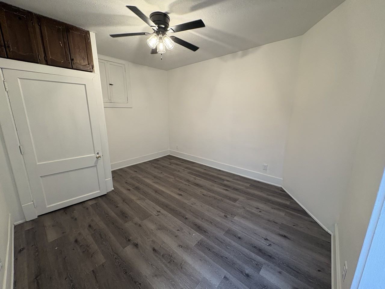 208 N Maple St #3 - Photo 2 of 5