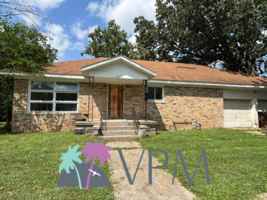 featured image of 686 Stamp Dr #1