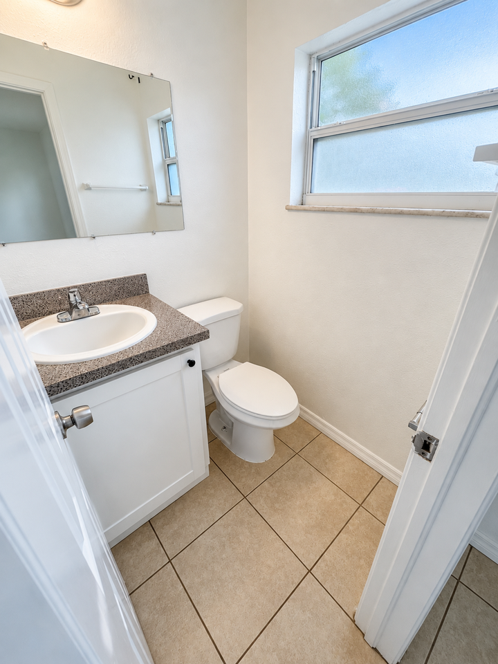 3409 E Fern St #1 - Photo 4 of 10