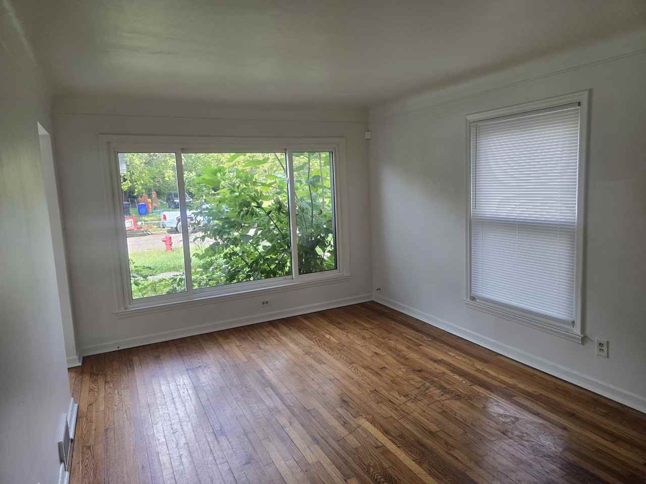 19674/60 Irvington St #1 - Photo 4 of 12