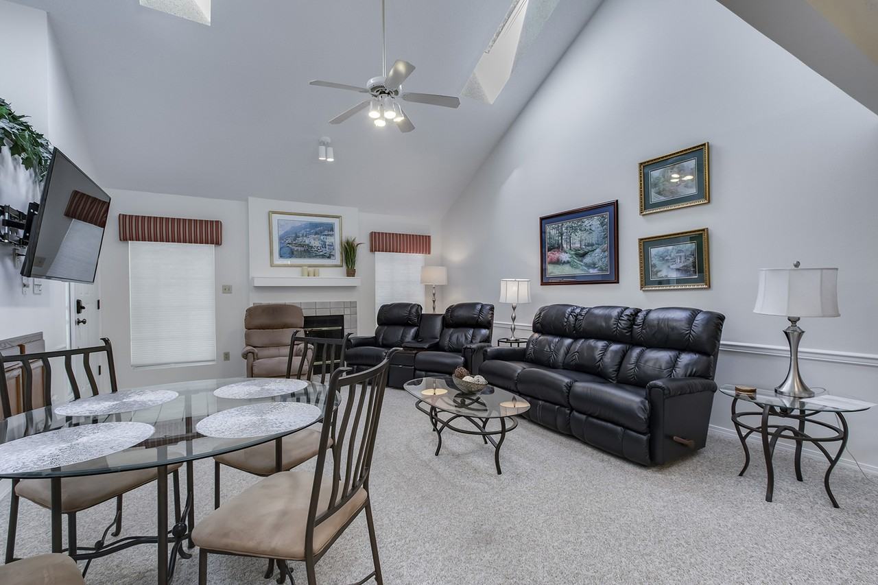 303 Chota View Pl #1 - Photo 4 of 24