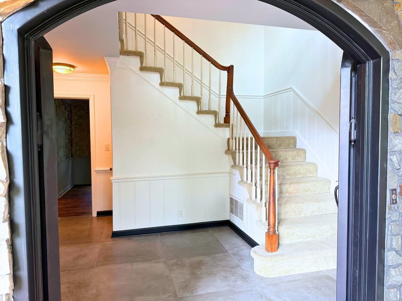 125 Saint Augustine Dr #1 - Photo 6 of 50