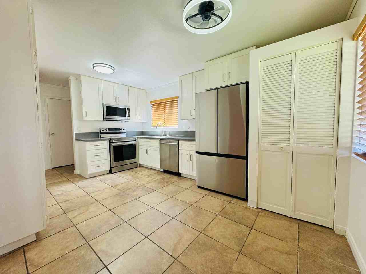 5452 Adobe Falls Rd #3 - Photo 3 of 22
