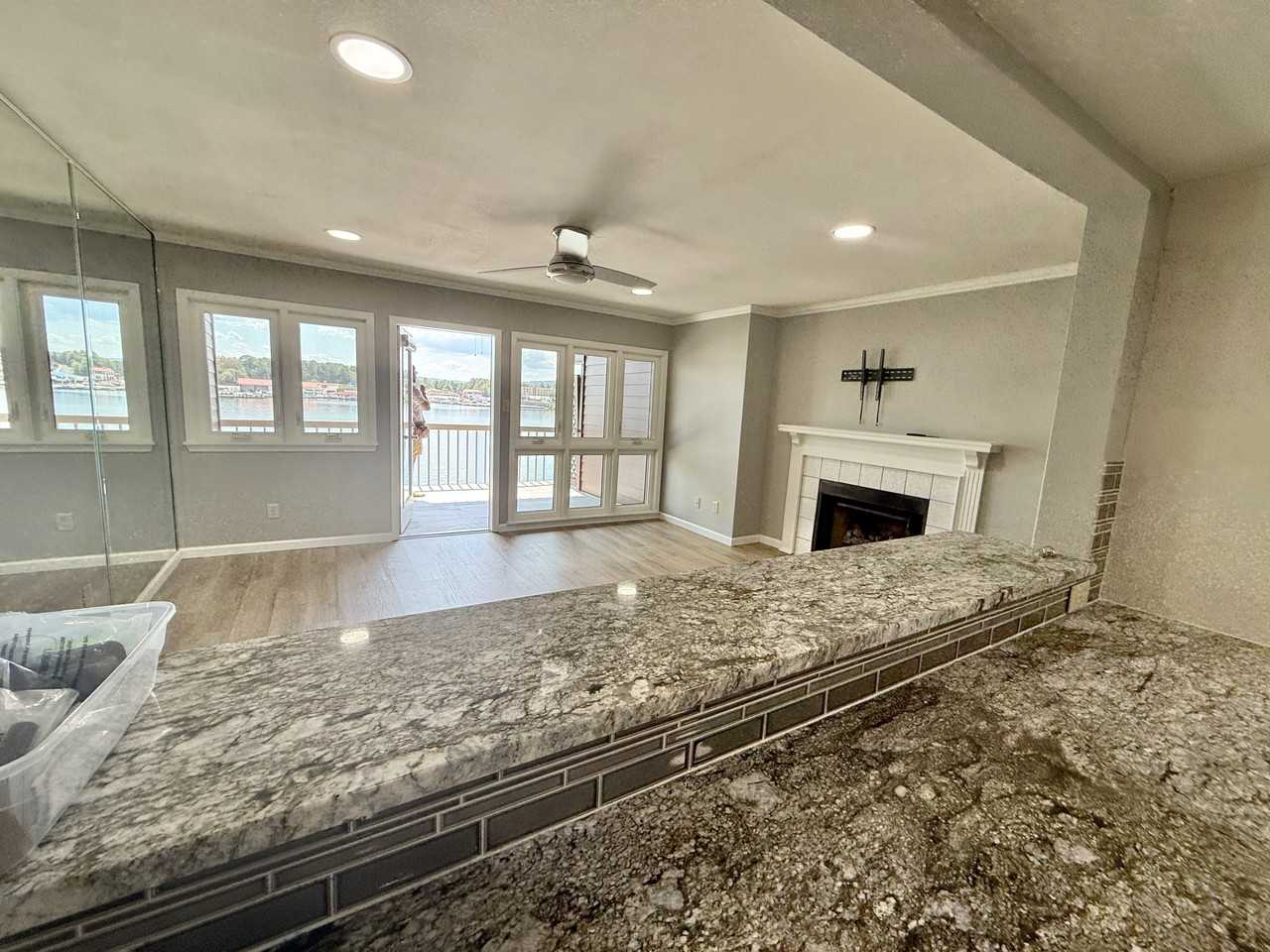 142 Lake Hamilton Dr #302 - Photo 3 of 17