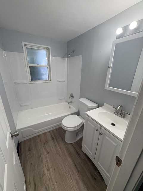 10024 Mayfair Dr #1 - Photo 6 of 20