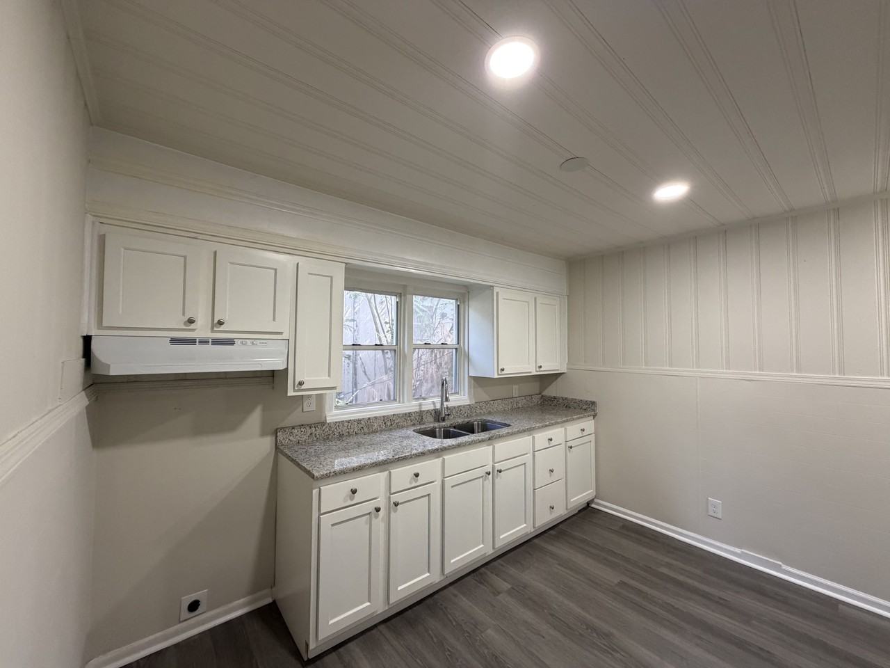 915 19th Pl Sw #1 - Photo 5 of 13