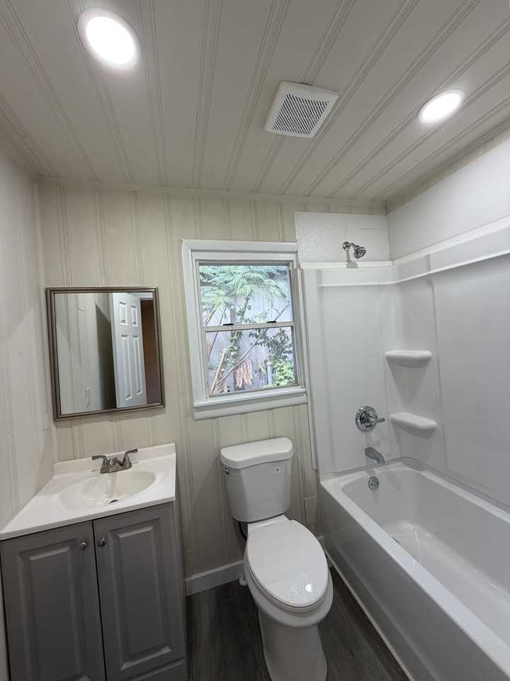 915 19th Pl Sw #1 - Photo 7 of 13