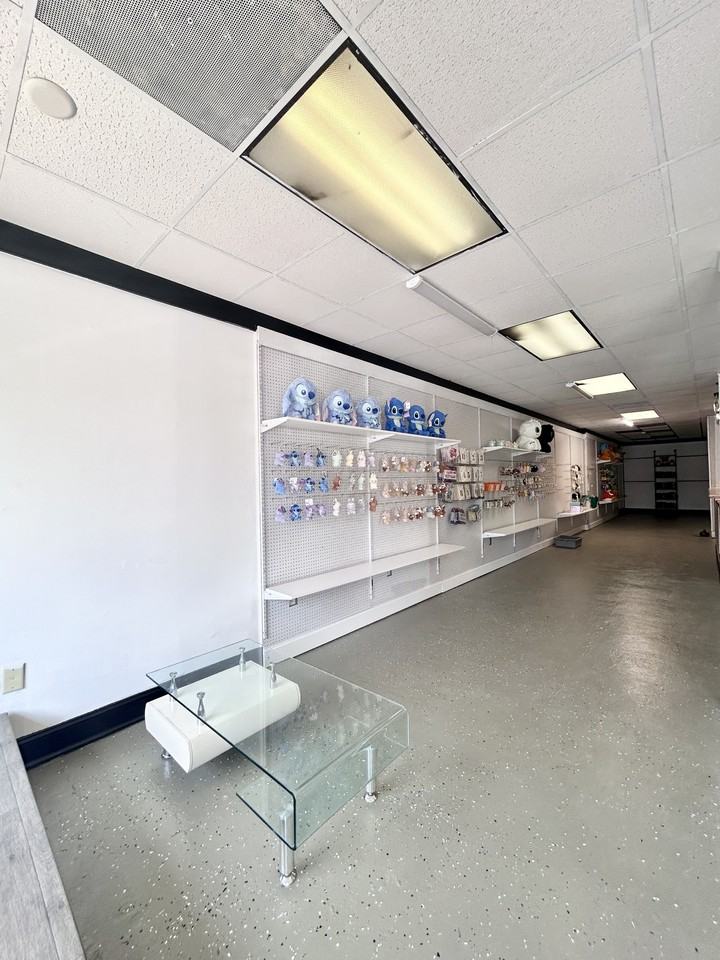 21 E Bacon St #1 - Photo 7 of 8