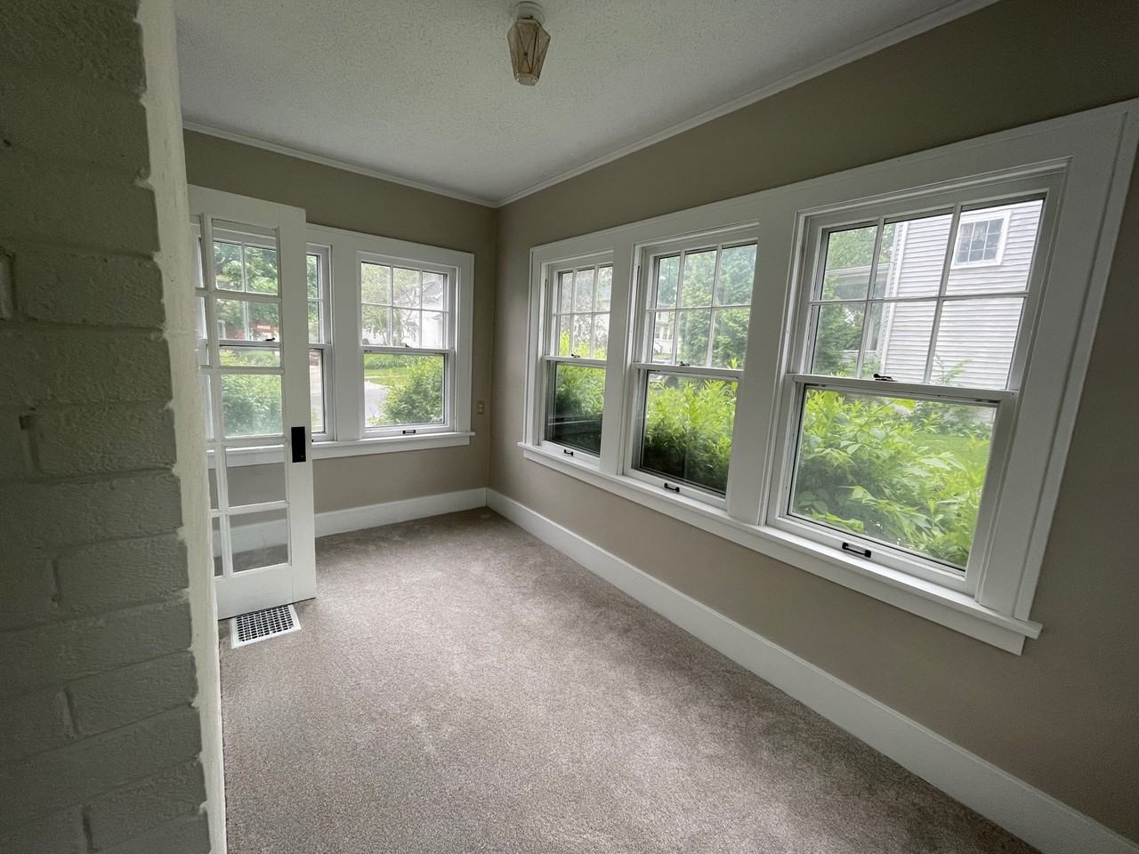 2209 Iowa St #1 - Photo 4 of 11