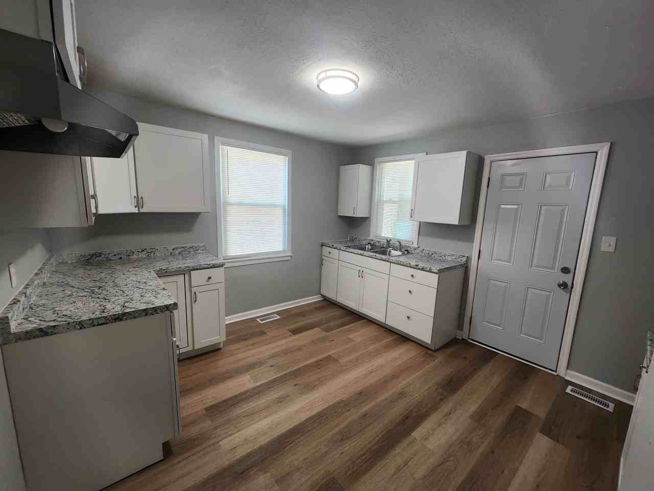 2923 Denson Ave #1 - Photo 4 of 8