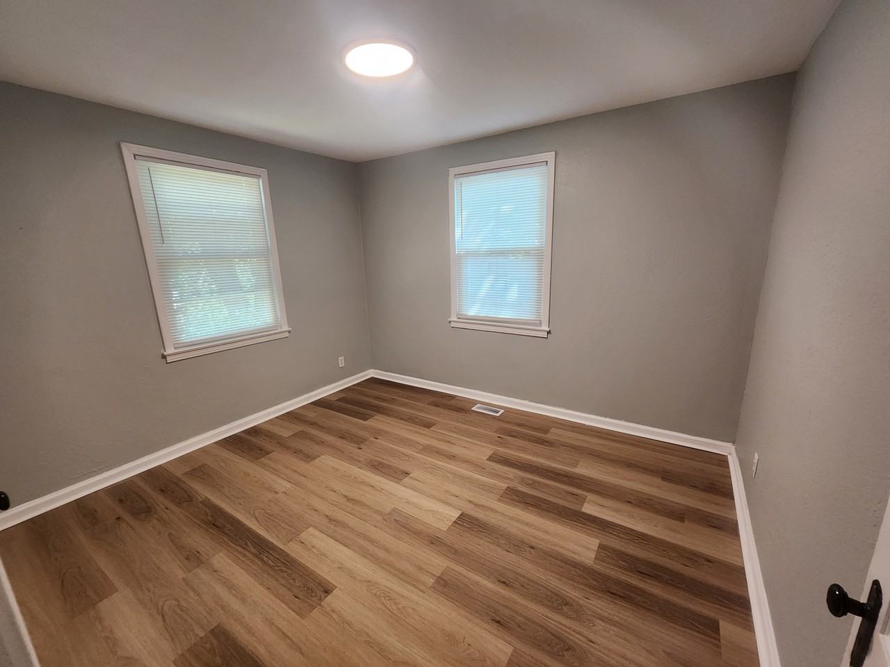 2923 Denson Ave #1 - Photo 6 of 8