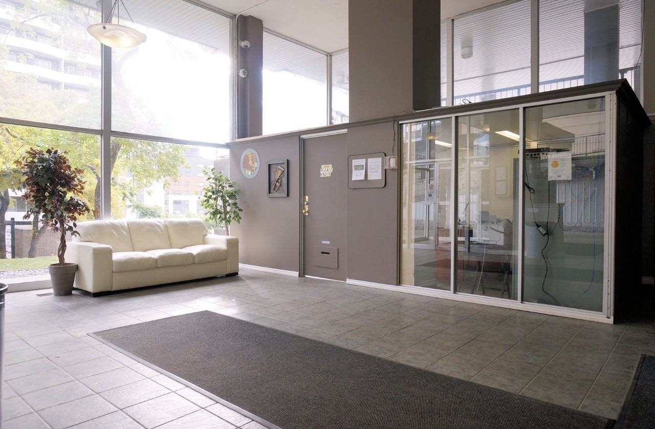 9730 106 Street #1003 - Photo 4 of 13