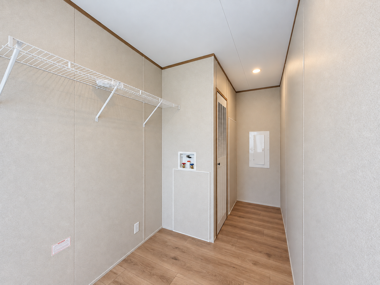 129 Paramont Dr - Photo 7 of 23