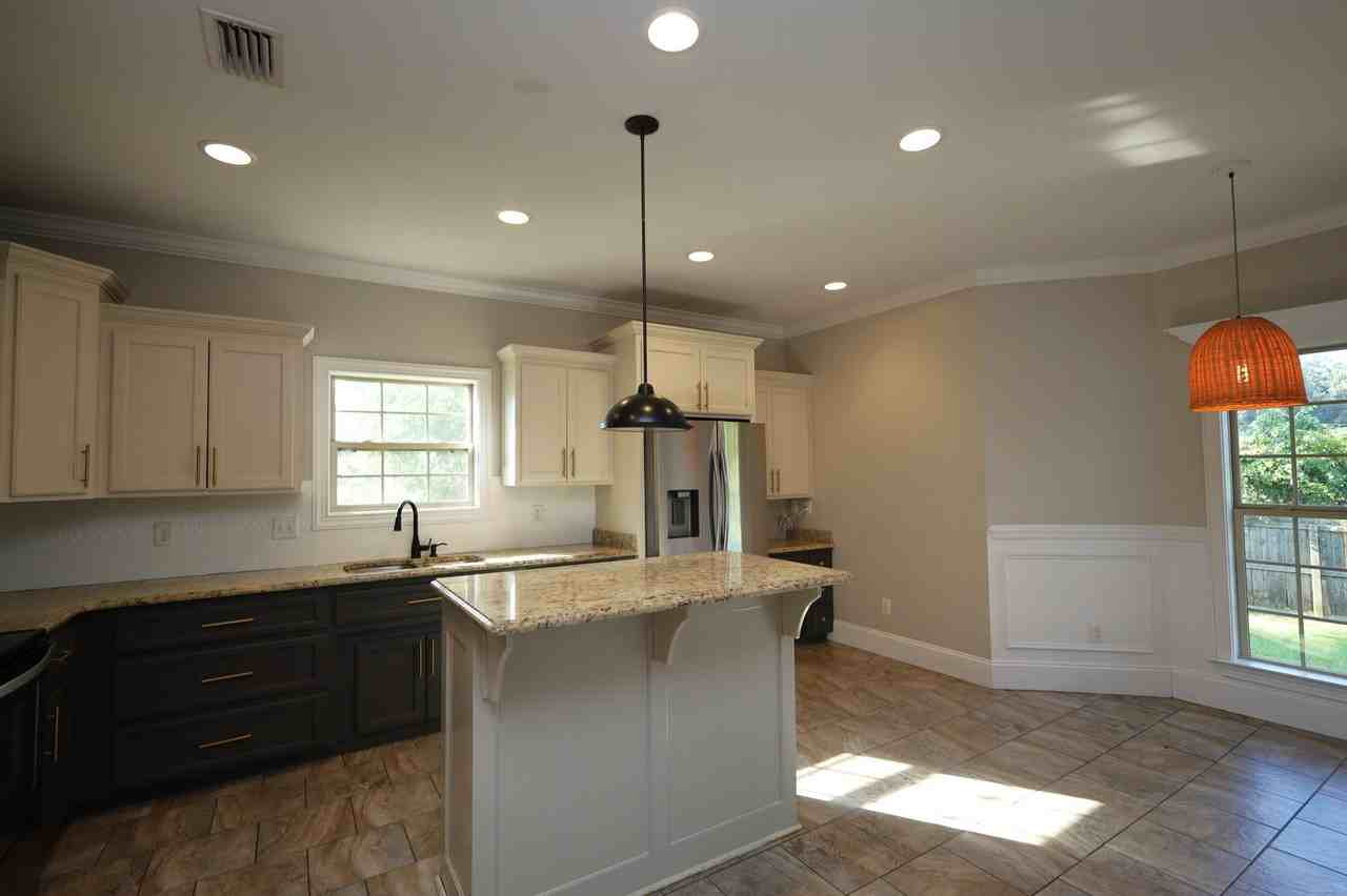 4220 Bowen Way - Photo 3 of 11