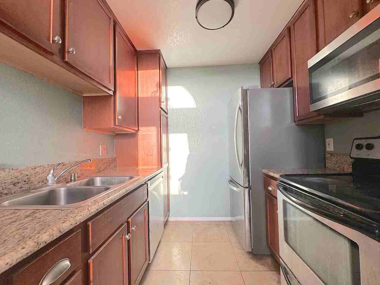 4377 Wilson Ave - Photo 3 of 23