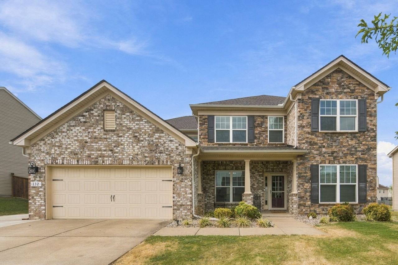 132 Slaters Dr