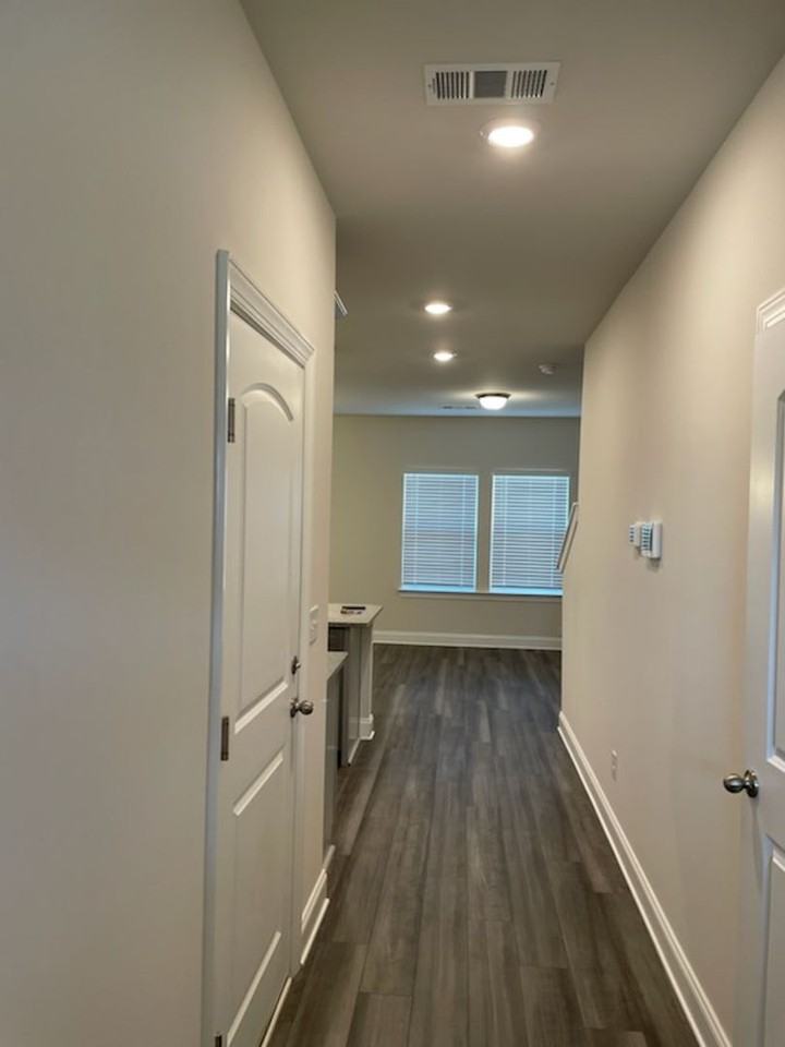 4506 Skywood Ln - Photo 2 of 19