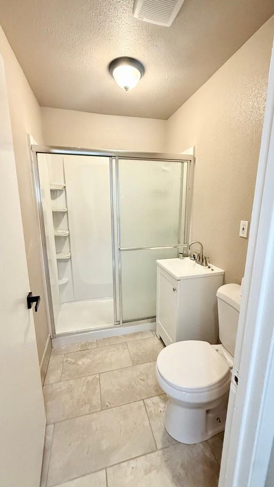 328 W Cleveland Ave - Photo 5 of 9