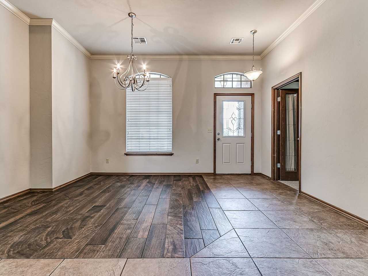 7432 Nw 130th St - Photo 3 of 30